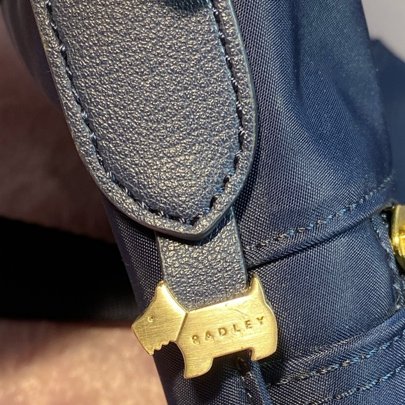 Radley London Zip Top Crossbody - Picture 10 of 16